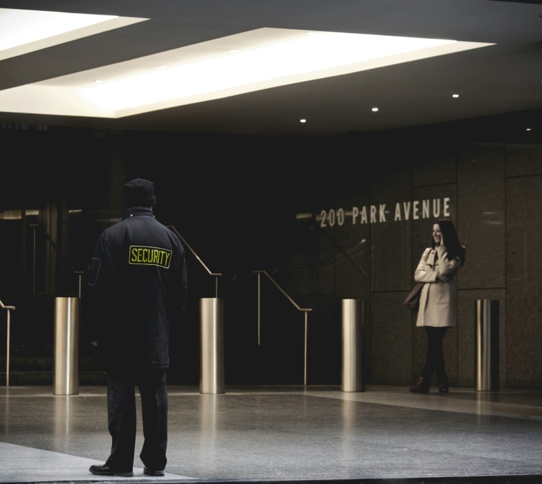 collin-8FxJi5wuwKc-unsplash